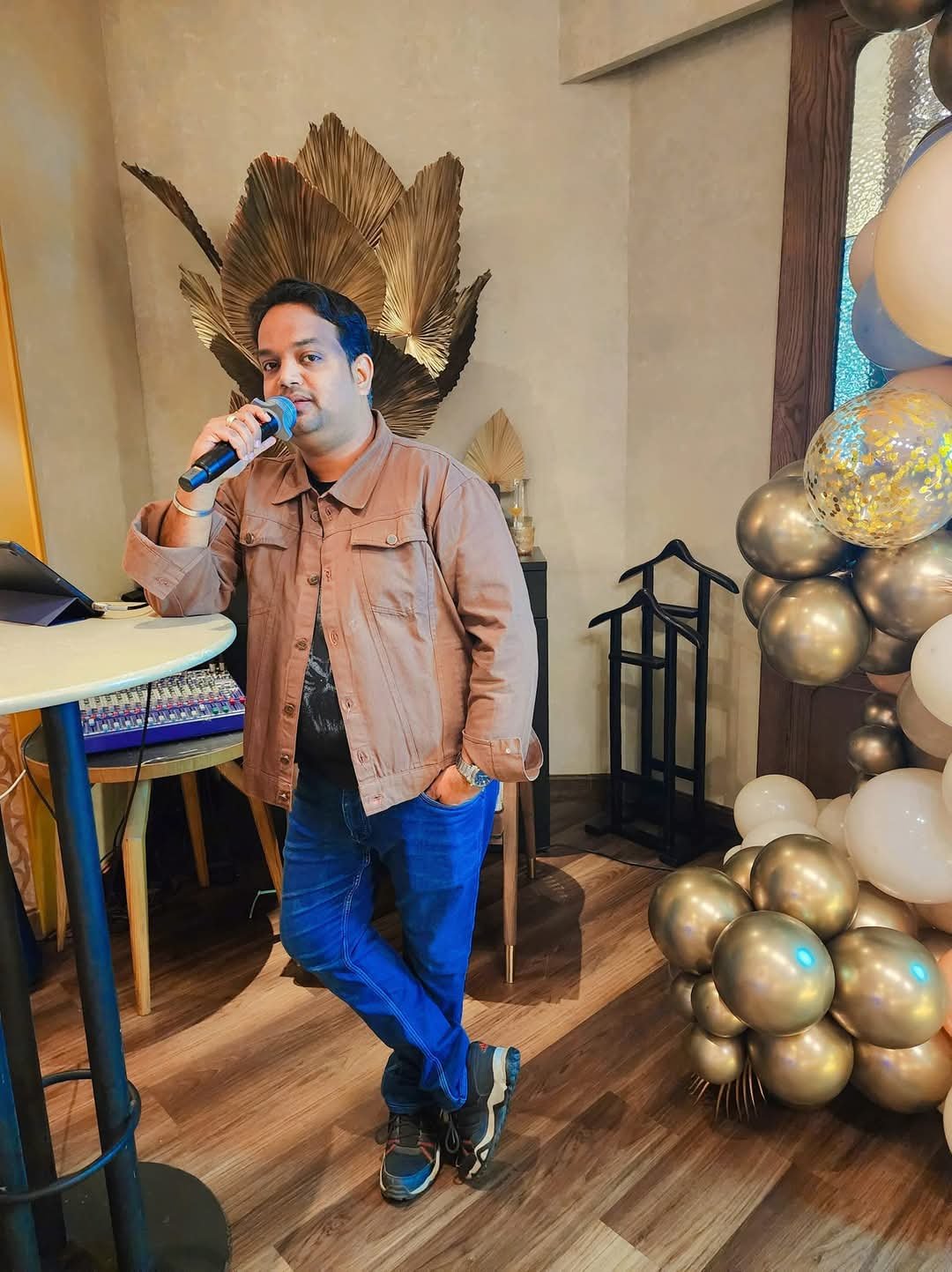 Vaibhav Pewal singing live at a private event