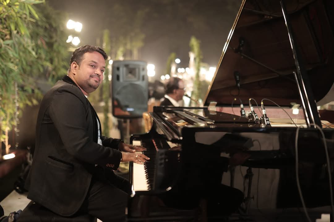 Vaibhav Pewal at the grand piano, night performance